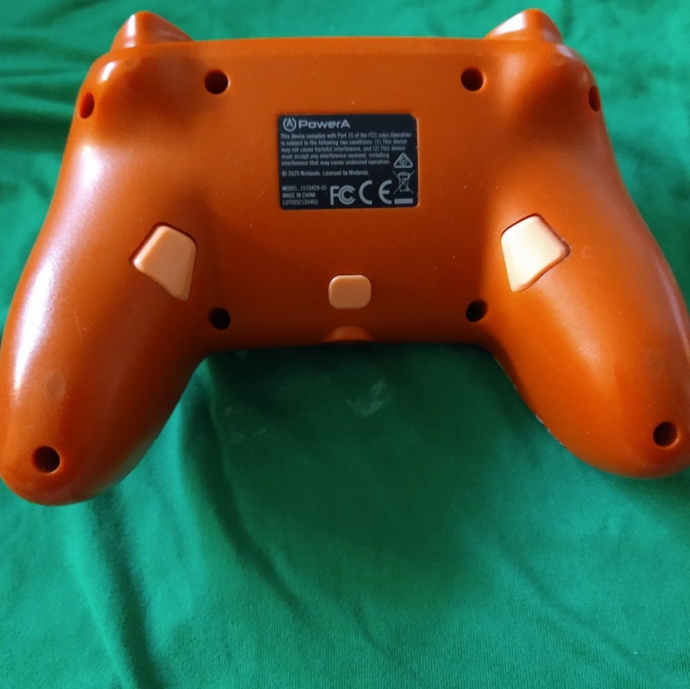 Controller - Picture 2 of 3